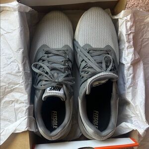 NIB. Nike Men's Run Swift Athletic Shoes in Gray.  Lightweight and Fitsole.